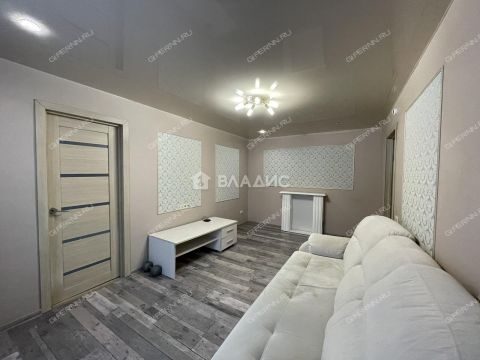 3-komnatnaya-ul-geroya-sovetskogo-soyuza-prygunova-d-3 фото