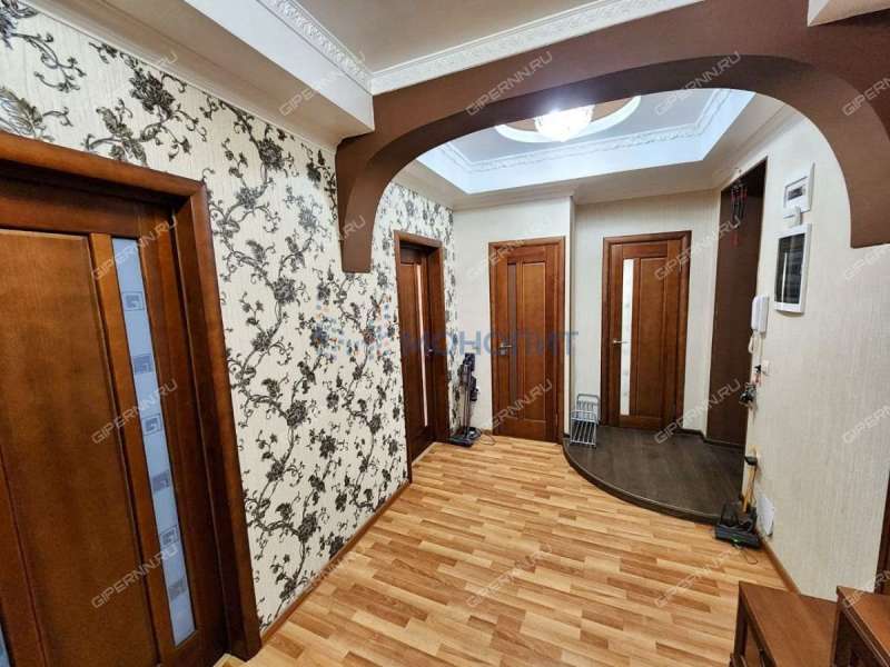 трёхкомнатная квартира на Московском шоссе дом 141