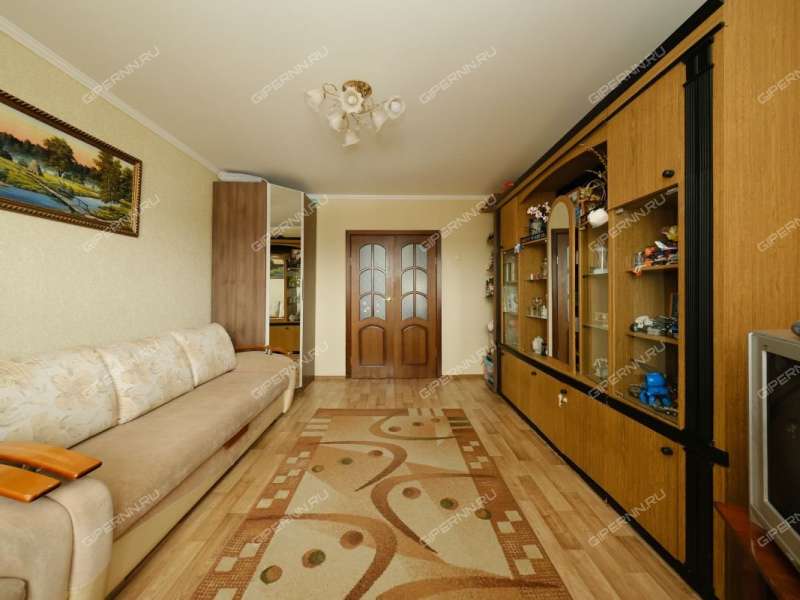 трёхкомнатная квартира на улице Адмирала Макарова дом 12