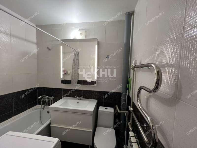 двухкомнатная квартира на Праздничной улице дом 5