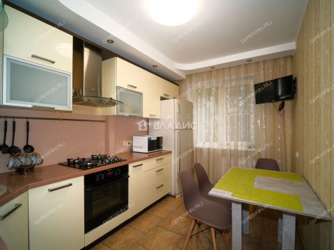 3-komnatnaya-ul-germana-lopatina-d-2 фото