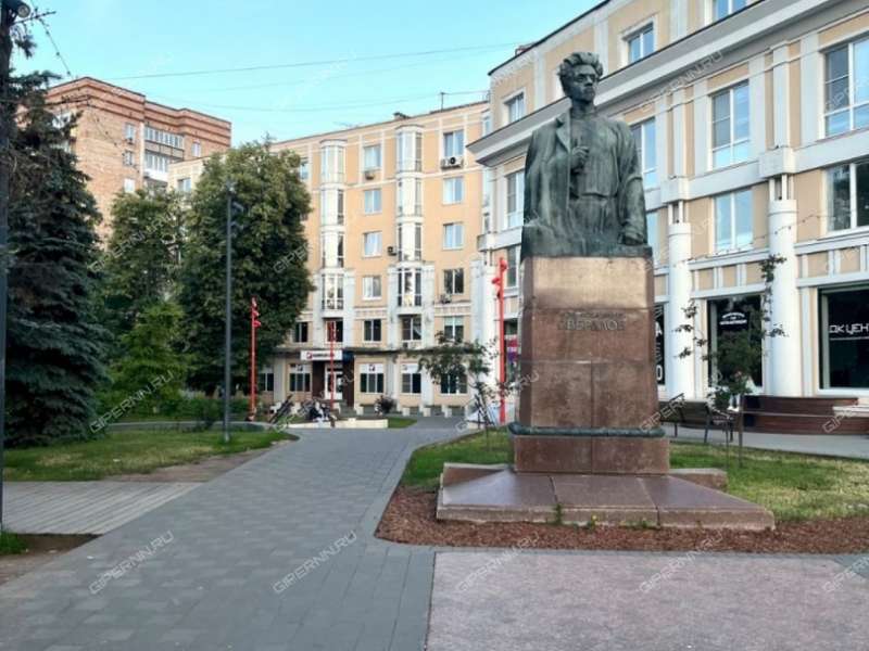 трёхкомнатная квартира на Большой Покровской улице дом 20б