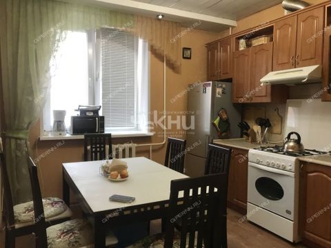 3-komnatnaya-ul-40-let-oktyabrya-d-5b фото
