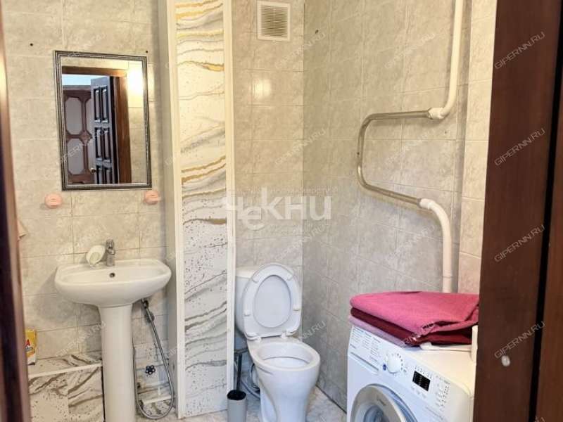 двухкомнатная квартира на улице Родионова дом 184