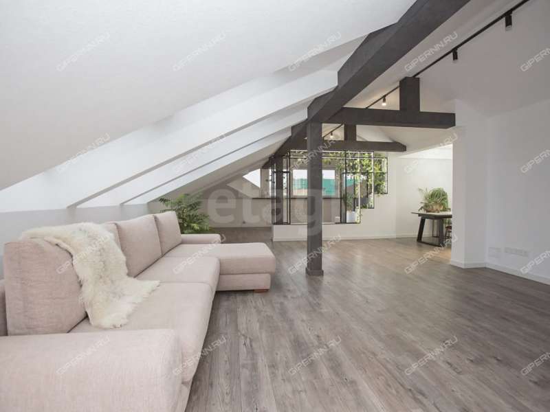 трёхкомнатная квартира на улице Минина дом 29