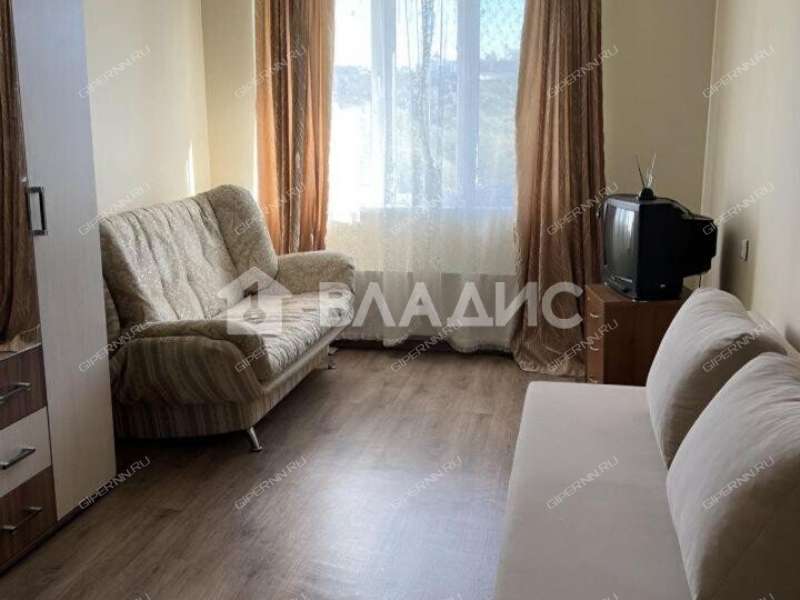 трёхкомнатная квартира на Левобережной улице улице дом 5