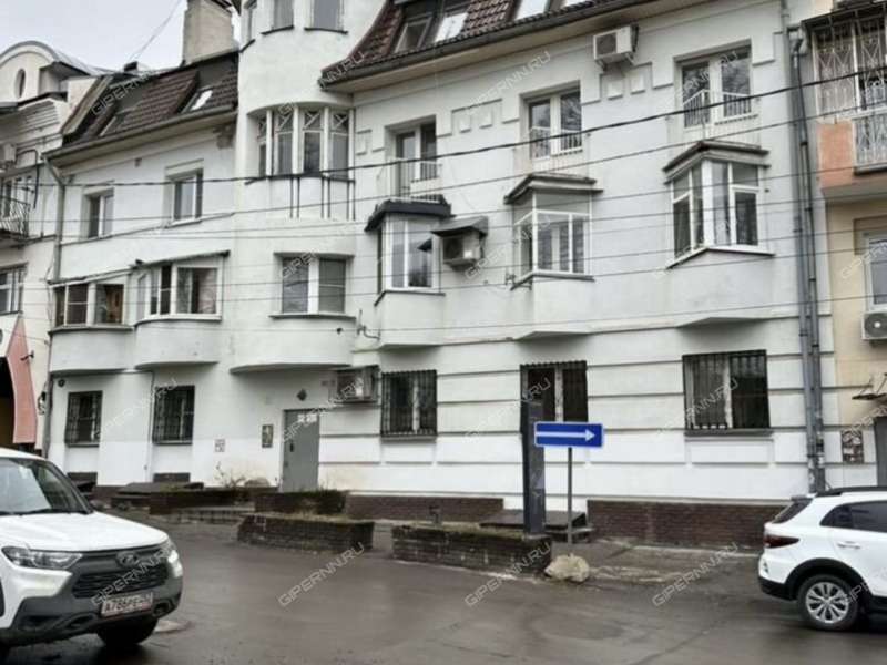 трёхкомнатная квартира в Плотничном переулке дом 17