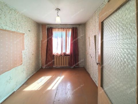 4-komnatnaya-prosp-busygina-d-36 фото
