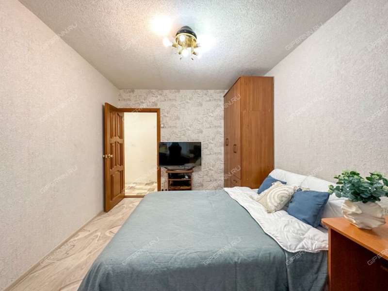 трёхкомнатная квартира на улице Маршала Жукова дом 2