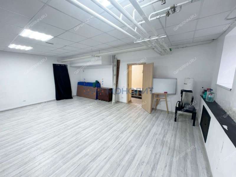 помещение под помещение свободного назначения на Полтавской улице