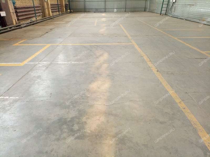 помещение под склад на Памирской улице