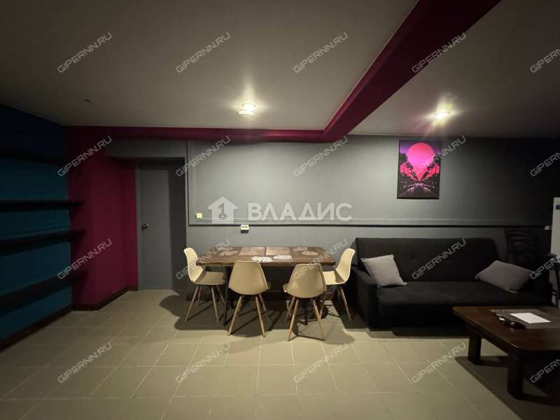 здание под офис, торговую площадь на Большей Печёрской улице