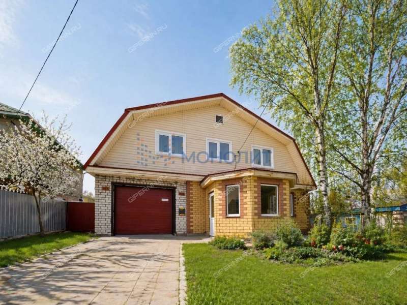 дом на Центральной улице