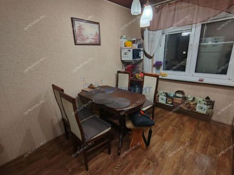 3-komnatnaya-ul-zayceva-d-22 фото