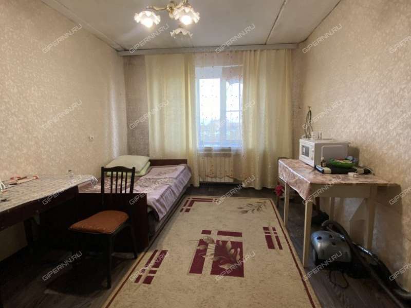 комната в доме 54 на Зеленодольской улице