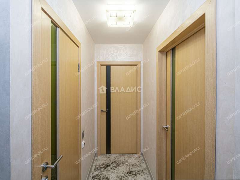 трёхкомнатная квартира на Полтавской улице дом 3