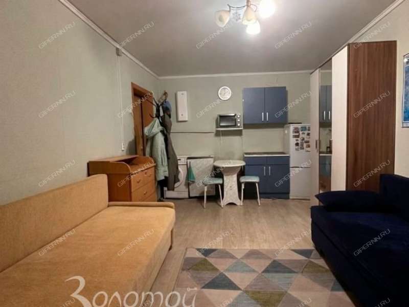 комната в доме 12 на улице Юлиуса Фучика