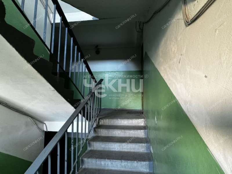 трёхкомнатная квартира на улице Карла Маркса дом 18