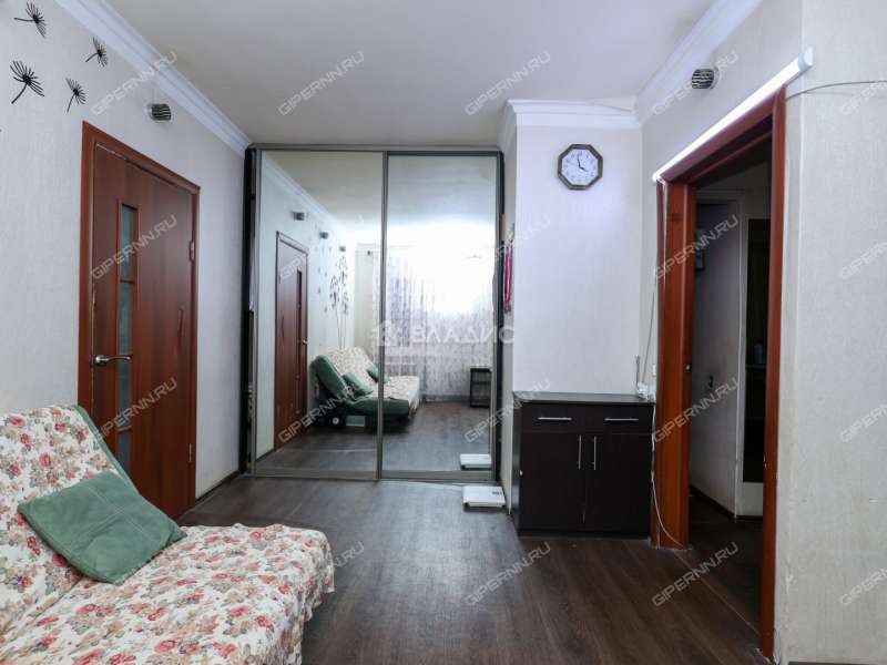 двухкомнатная квартира на улице Народная Стройка дом 4