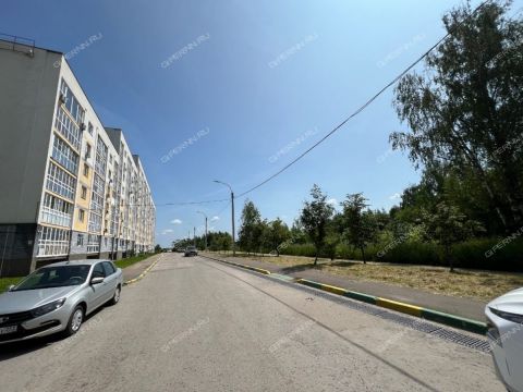1-komnatnaya-ul-vyatskaya-d-4 фото