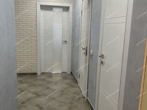 2-komnatnaya-b-r-yuzhnyy-d-19 фото