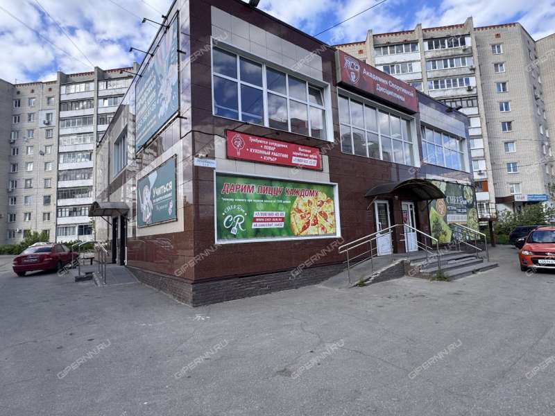 помещение под торговую площадь на улице Петрищева город Дзержинск