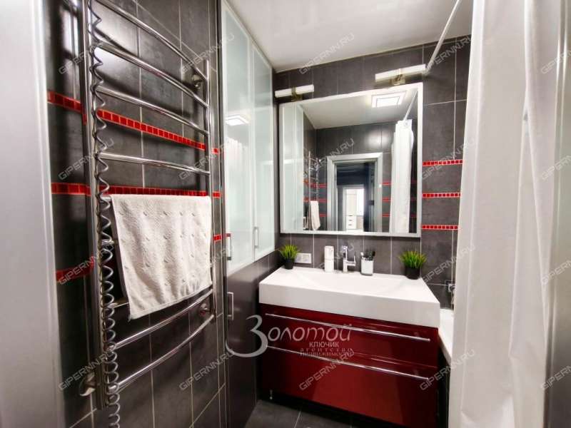 трёхкомнатная квартира на улице Янки Купалы дом 42