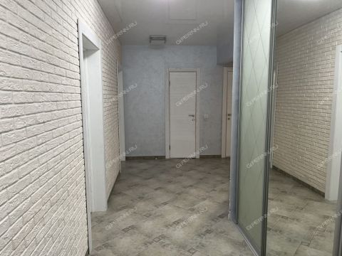 2-komnatnaya-b-r-yuzhnyy-d-19 фото