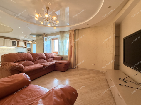 3-komnatnaya-ul-delovaya-d-22-k2 фото