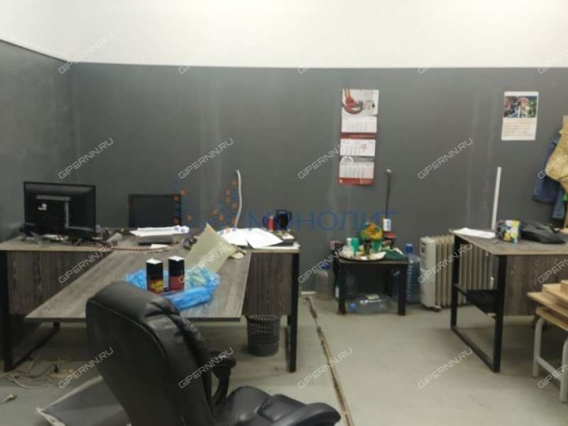 помещение под склад, производственную площадь на улице Монастырка