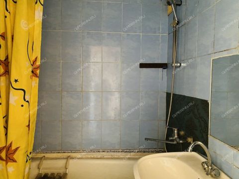 3-komnatnaya-ul-bogdanovicha-d-7 фото