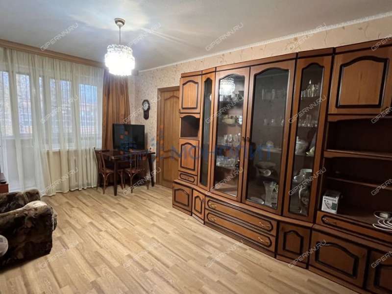 трёхкомнатная квартира на улице Ванеева дом 116