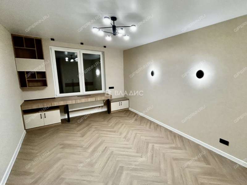 трёхкомнатная квартира на Лысогорской улице дом 89 к3