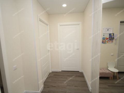 2-komnatnaya-nab-volzhskaya-d-24 фото