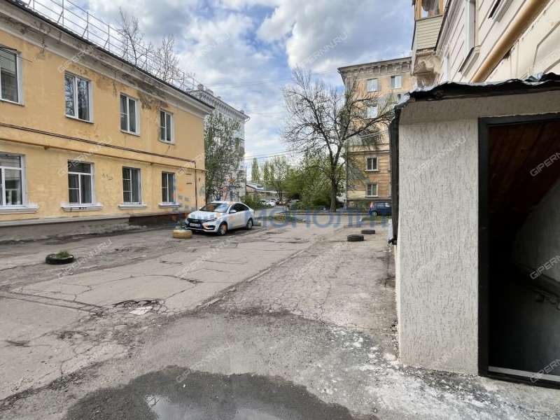 помещение под торговую площадь, недвижимость под общепит на улице 50-летия Победы