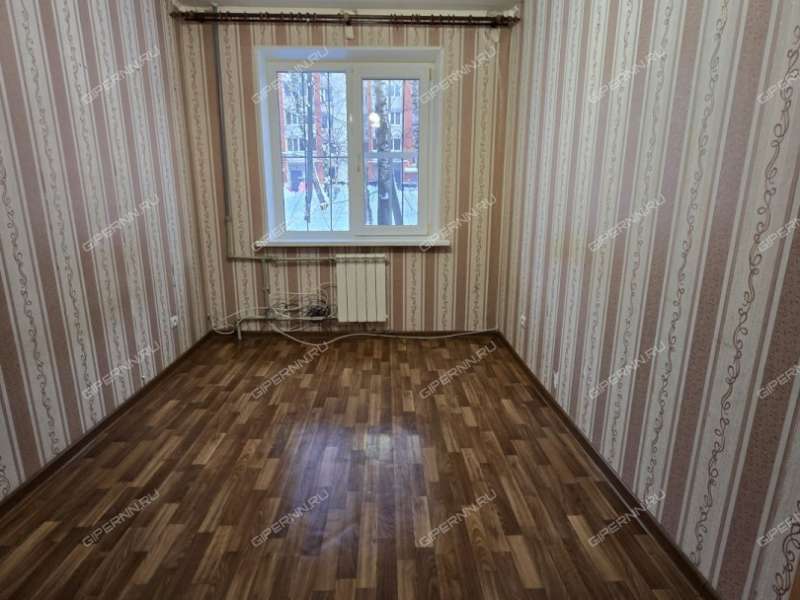 двухкомнатная квартира в 2-м микрорайоне дом 17 город Кстово