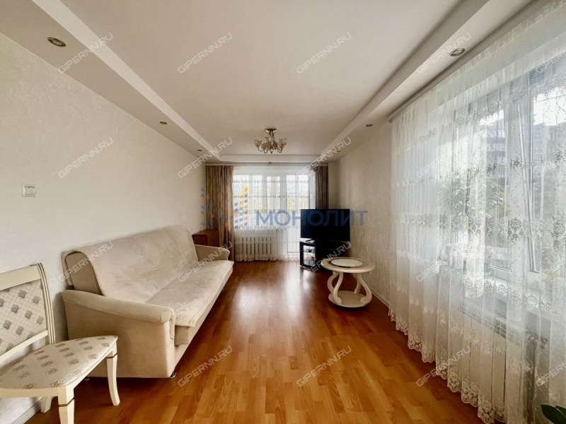 четырёхкомнатная квартира на Комсомольской площади дом 10 к2