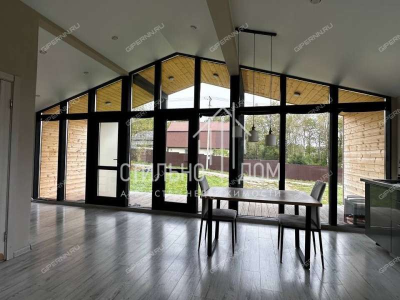 дом на село Чернуха