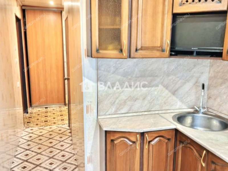 трёхкомнатная квартира на улице Героя Советского Союза Прыгунова дом 27