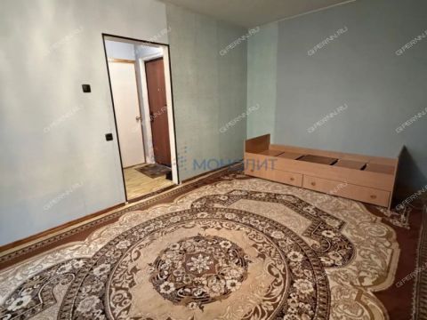 1-komnatnaya-ul-verhnepecherskaya-d-7-k1 фото