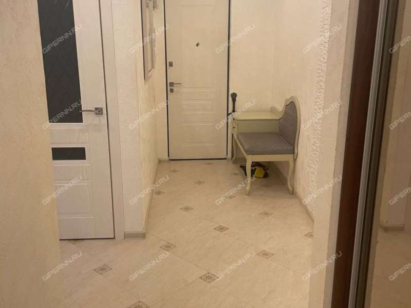 трёхкомнатная квартира на улице Голубева дом 8 к1