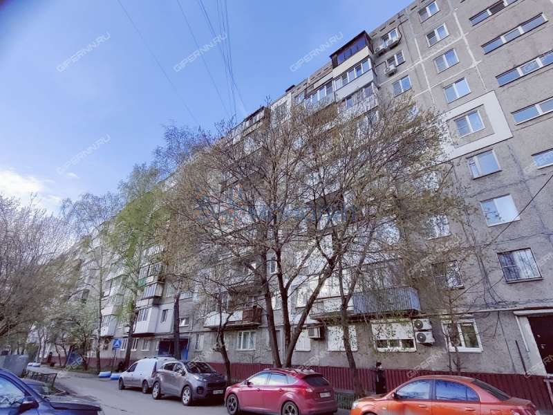 четырёхкомнатная квартира на проспекте Бусыгина дом 9
