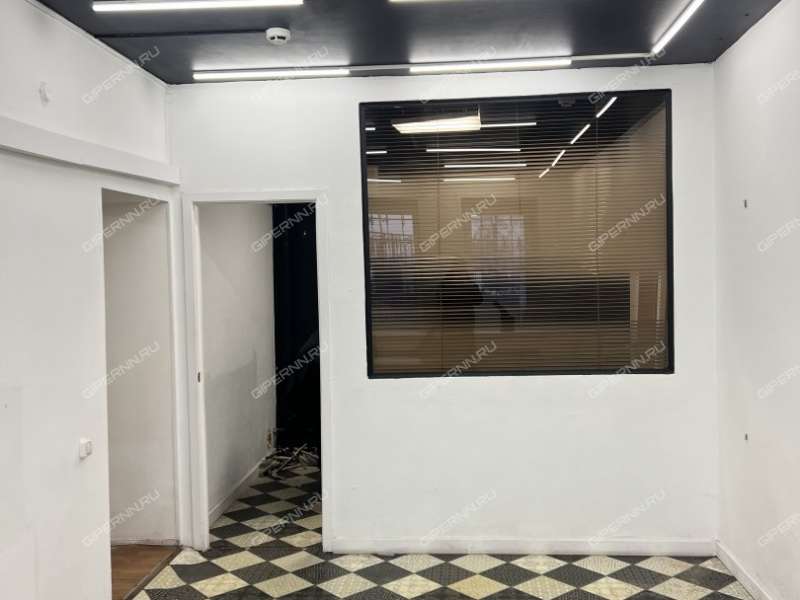 помещение под помещение свободного назначения, недвижимость под общепит на Рождественской улице