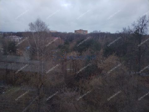 4-komnatnaya-ul-40-let-oktyabrya-d-5b фото