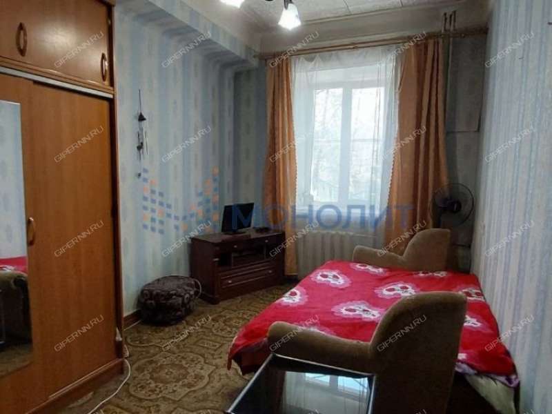 трёхкомнатная квартира на улице 50-летия Победы дом 32