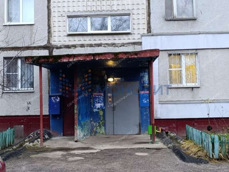 комната в доме 12 на улице Строкина