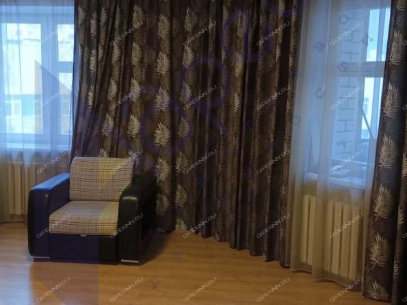 трёхкомнатная квартира на улице Родионова дом 193