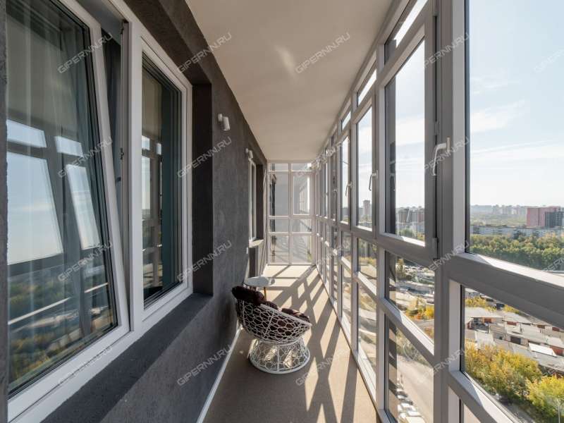 двухкомнатная квартира на улице Александра Хохлова дом 7