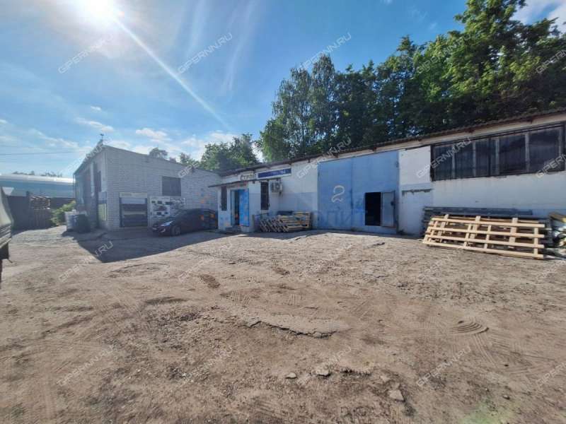 здание под торговую площадь на Октябрьской улице город Дзержинск