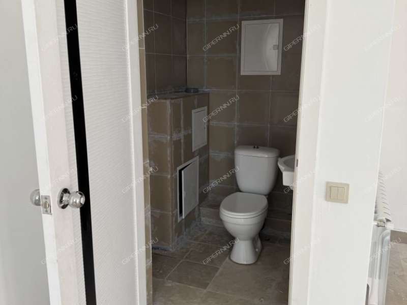 помещение под коммерческую недвижимость в посёлке Парышево